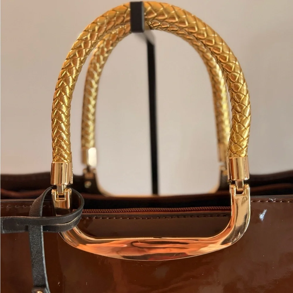 NWOT Elegant Evening Satchel Crossbody Bag Glossy Brown Zipper PU Leather Dusty